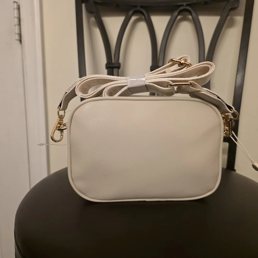 NWT Valentino Orlandi Off-White Quilted Crossbody Bag - Picture 5 of 10